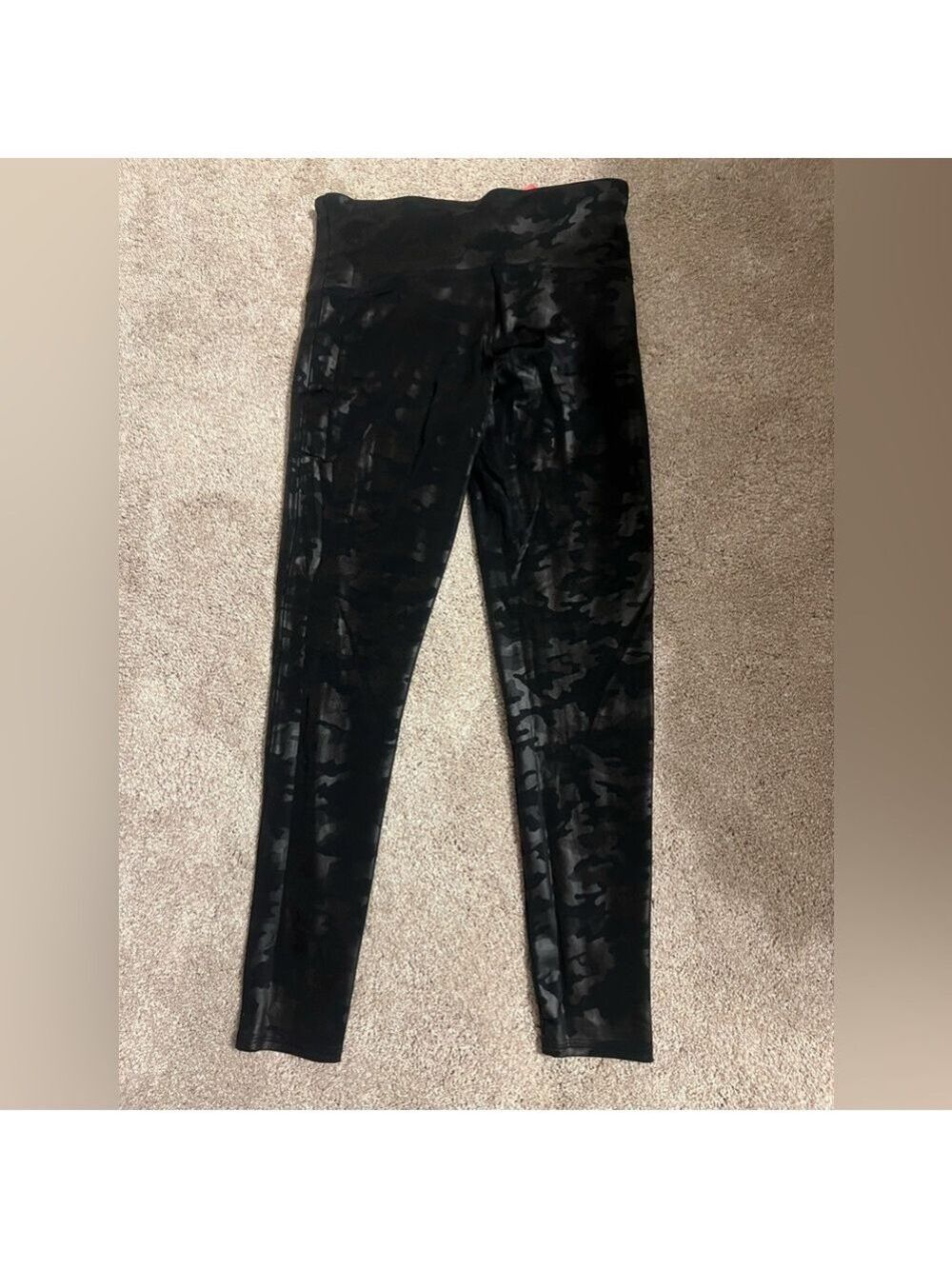 SPANX Black Faux Leather Camo Leggings Petite Length - Picture 3 of 6